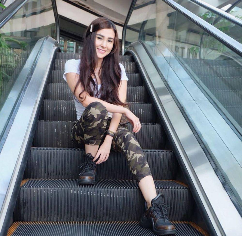 Instagram.com/vicymelanie