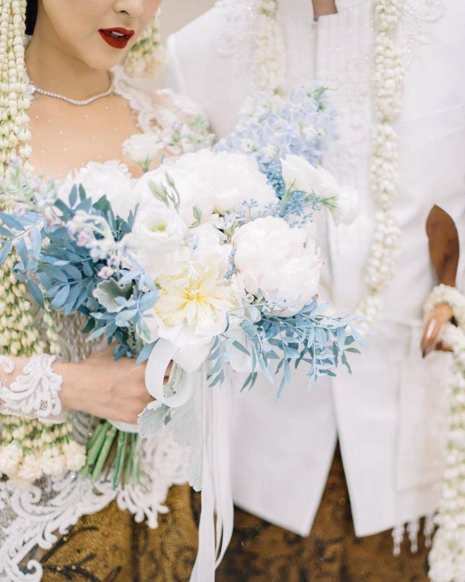 Instagram.com/regisbridalshoes