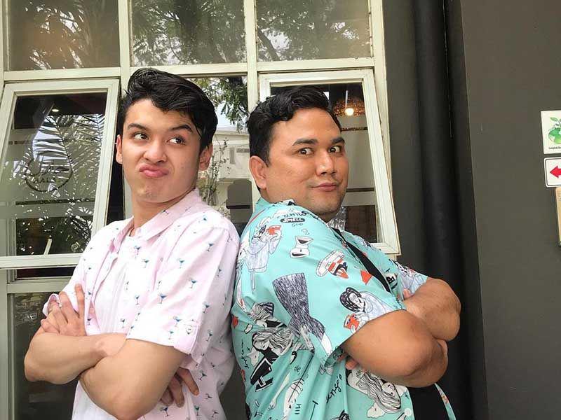 Cover Lagu di TikTok, 10 Potret Atap yang Kini Jadi Host Bikin Laper