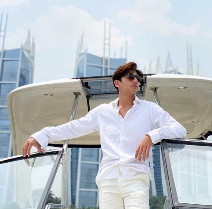 Bak Oppa Korea, 10 Pesona Memikat Harris Vriza Bikin Jomblo Histeris