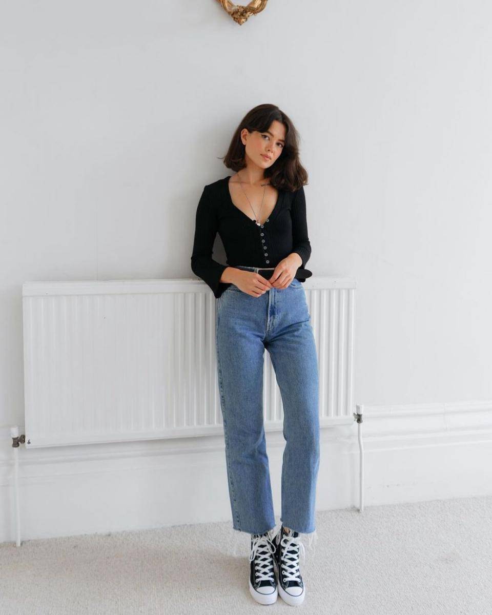 instagram.com/chloehelenmiles/