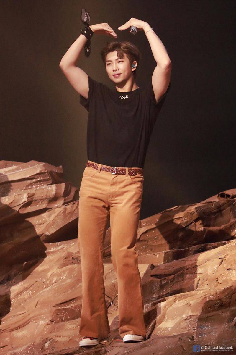 facebook.com/bangtan.official