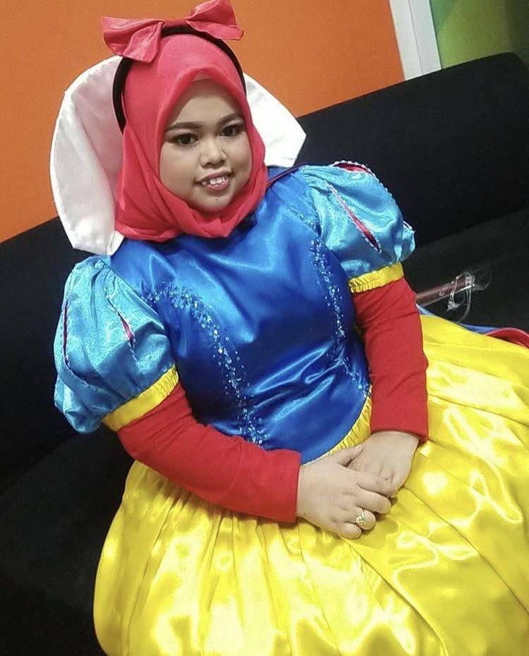 Instagram.com/rahmawatikekeyiputricantikka23
