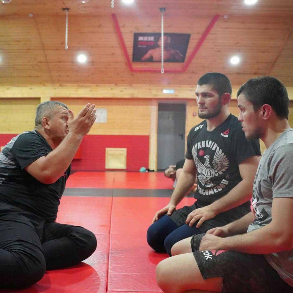 instagram.com/khabib_nurmagomedov