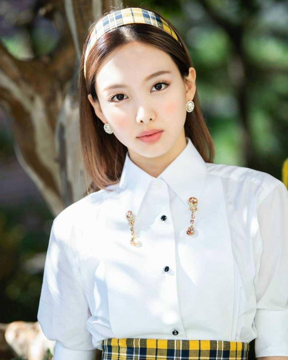 Instagram.com/twnayeon