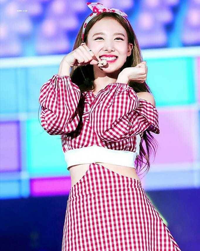Instagram.com/twnayeon