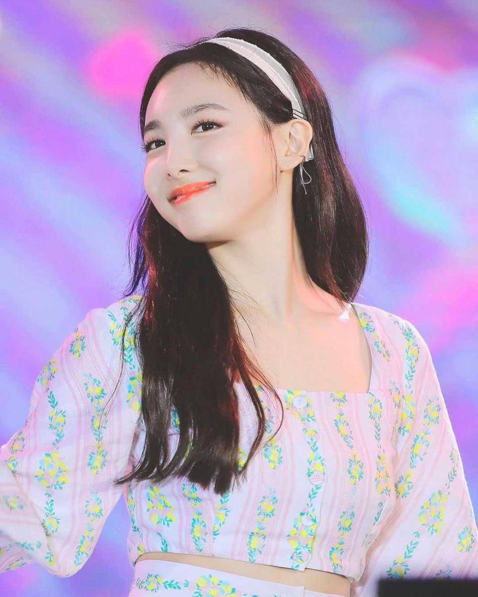 Instagram.com/jypnayeonland