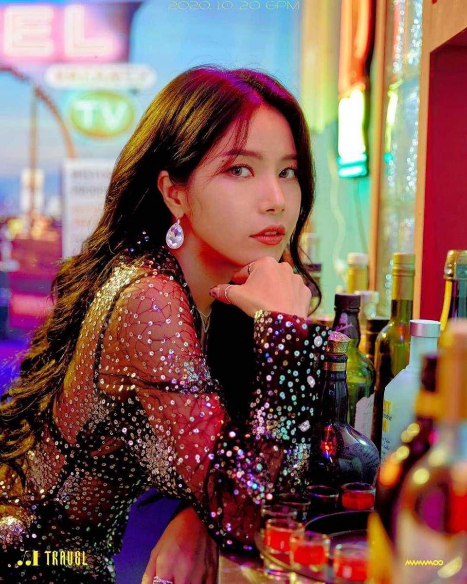 instagram.com/solar.mamamoo