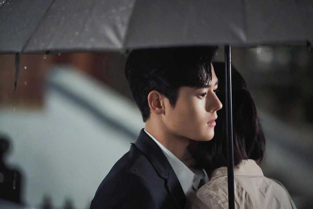 5 Cara PDKT Elegan ala Kim Dong Joon di KDrama 'More Than Friends'