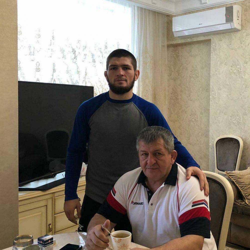 instagram.com/khabib_nurmagomedov