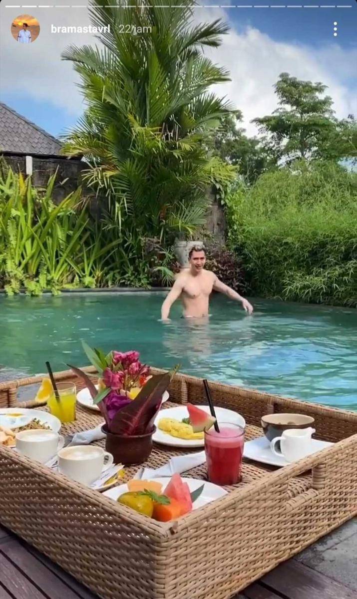 instagram.com/bramastavrl