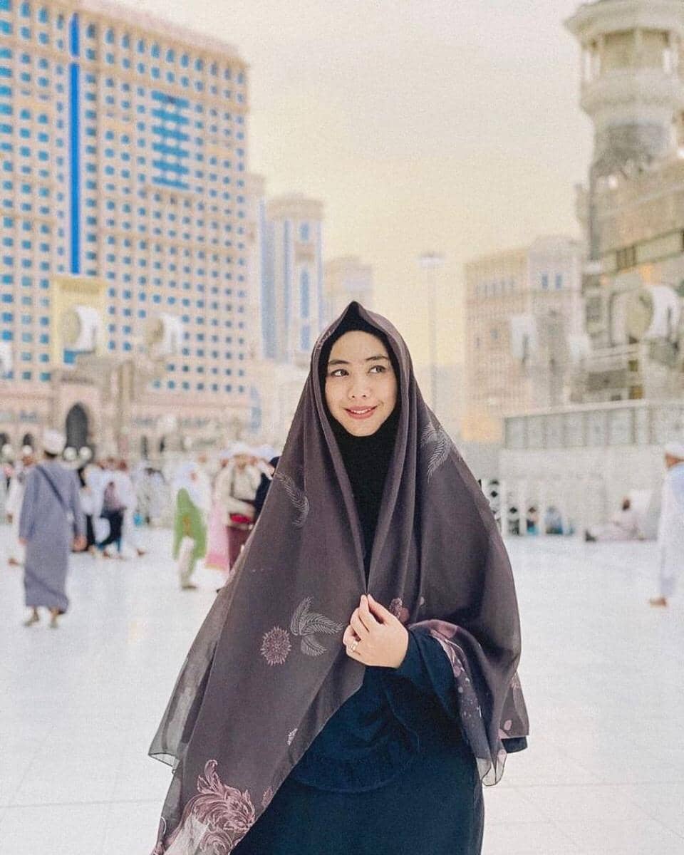 instagram.com/okisetianadewi