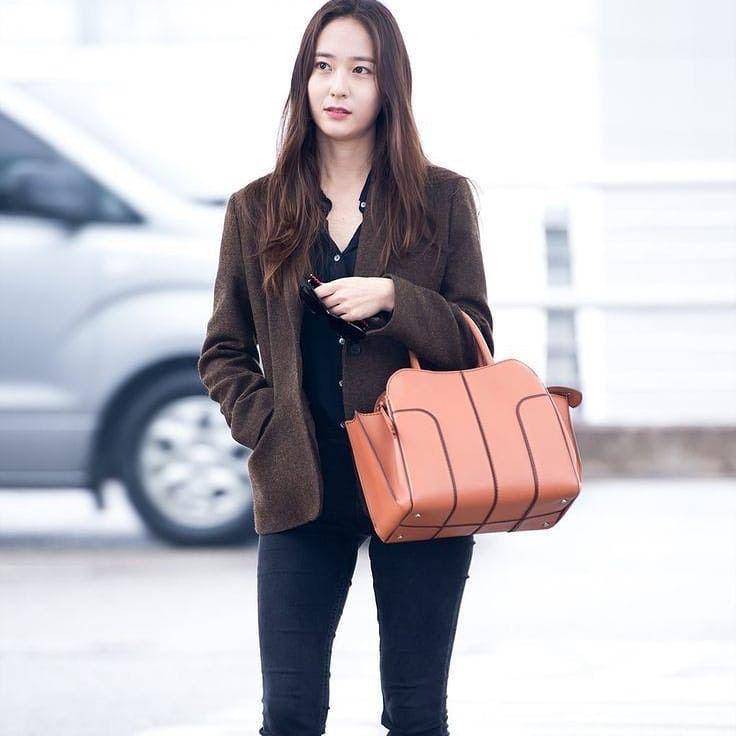 Instagram.com/krystaljungvous