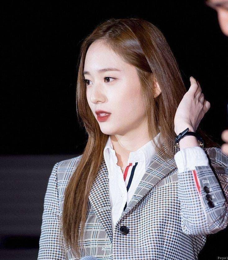 Instagram.com/krystaljungvous
