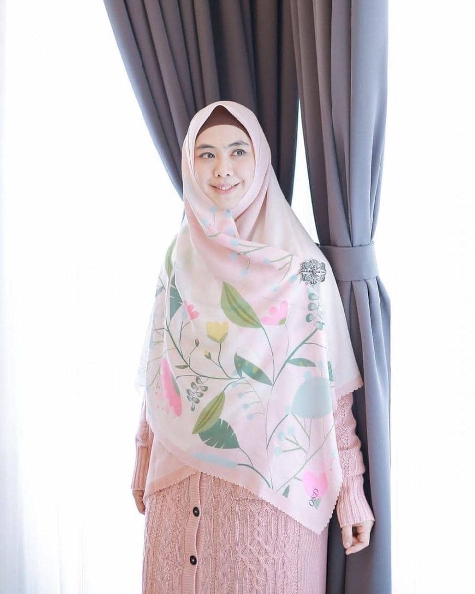 instagram.com/okisetianadewi