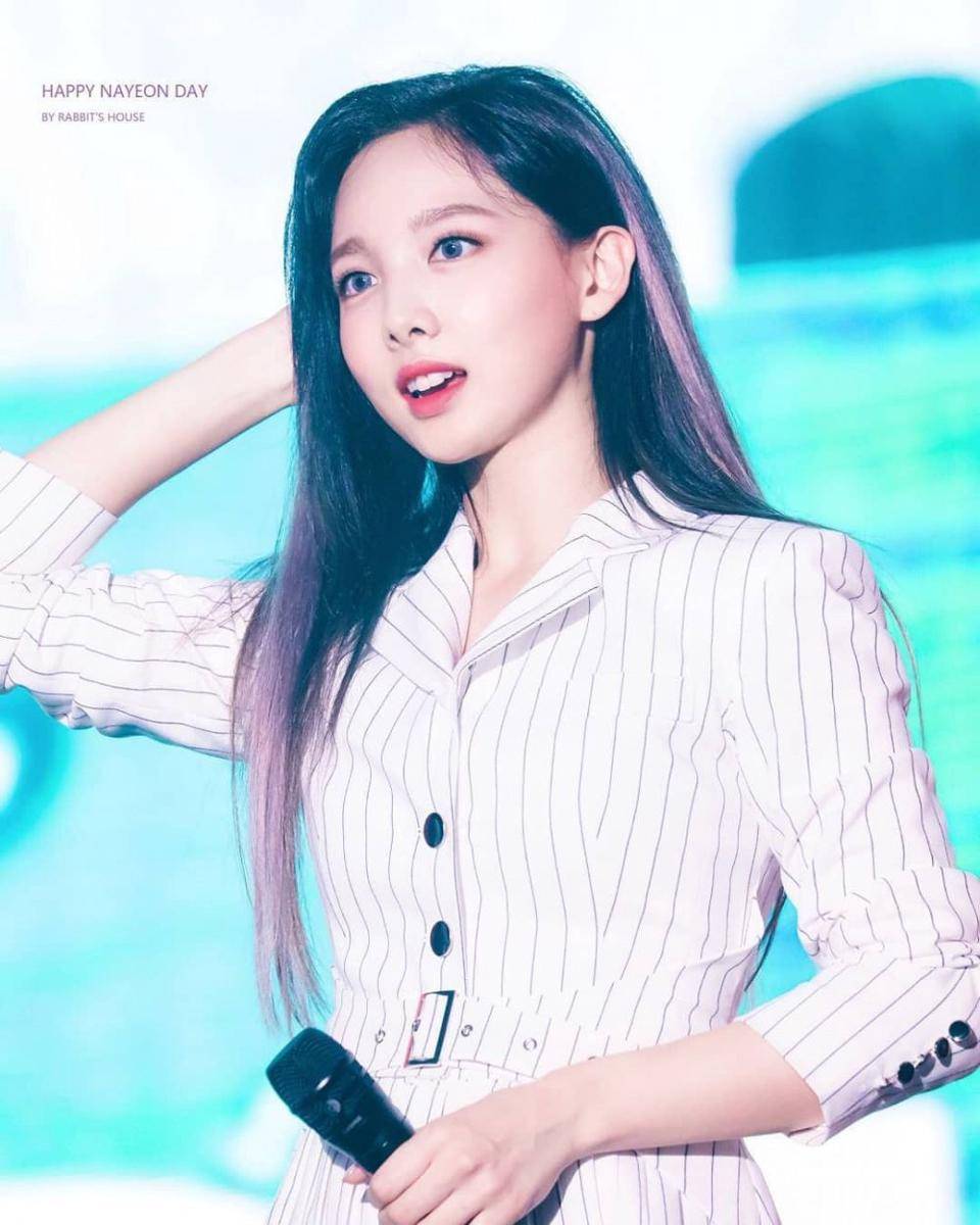 Instagram.com/imnayeondaily
