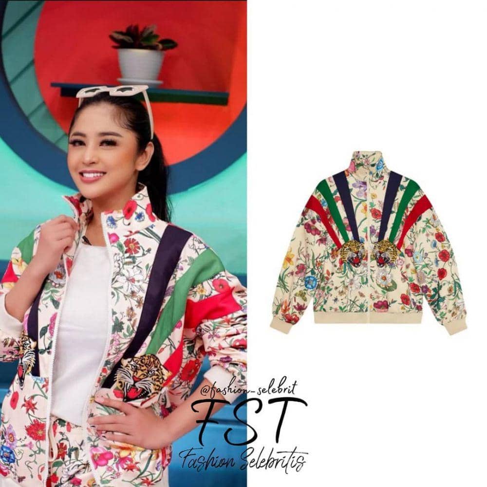10 Harga Jaket Artis yang Bikin Melongo, Mahal di Atas Rp10 Juta!