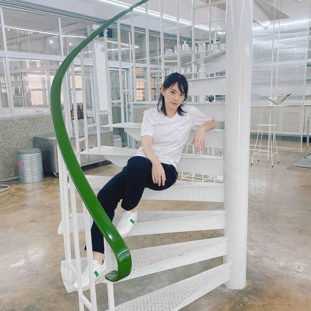 instagram.com/cherprang.bnk48official