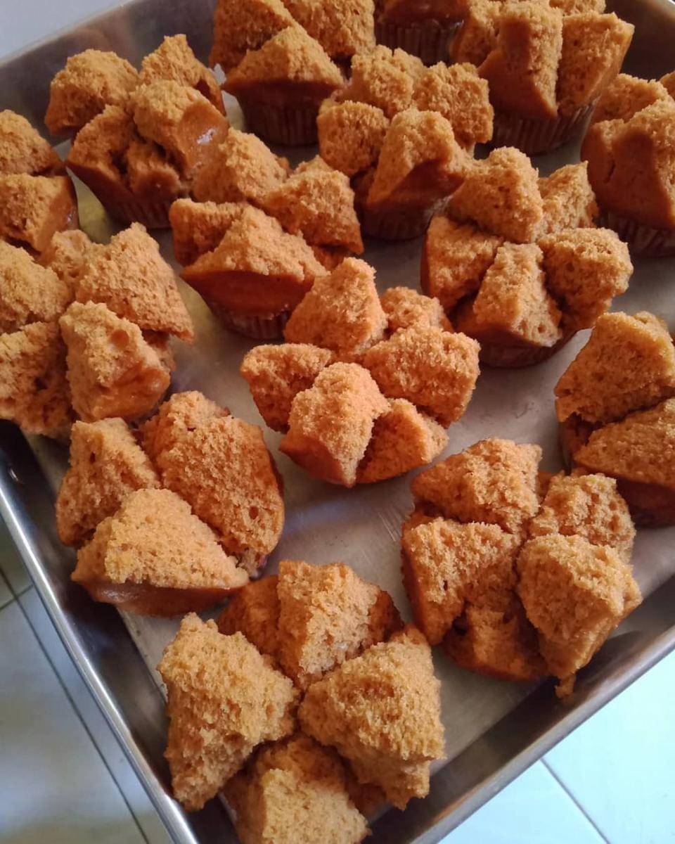 instagram.com/aneka_kue_aulia