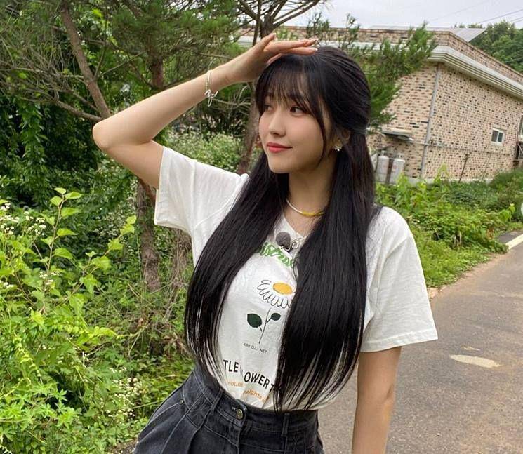 instagram.com/onedayxne/