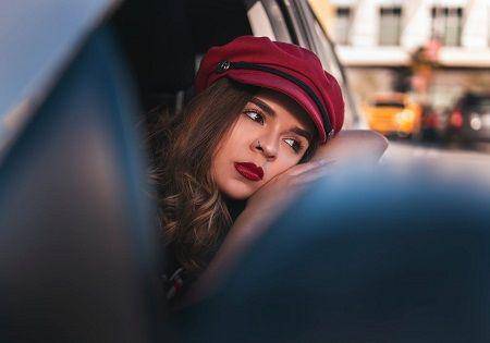 Pexels.com/clark-cruz-1064141