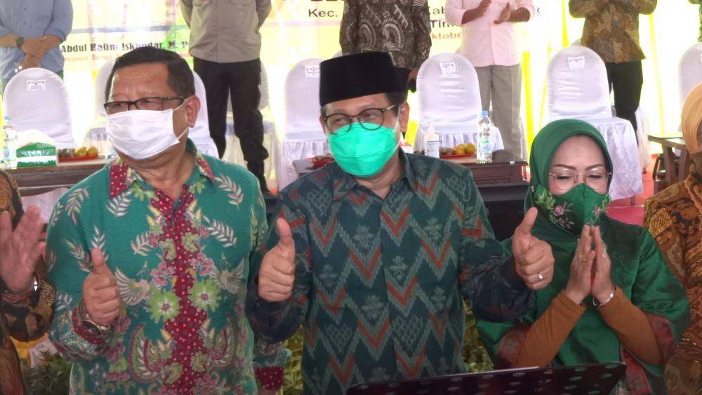 Menteri Desa, Pembangunan Daerah Tertinggal dan Transmigrasi, Abdul Halim Iskandar saat berkunjung ke Tulungagung, IDN Times/ Bramanta Pamungkas