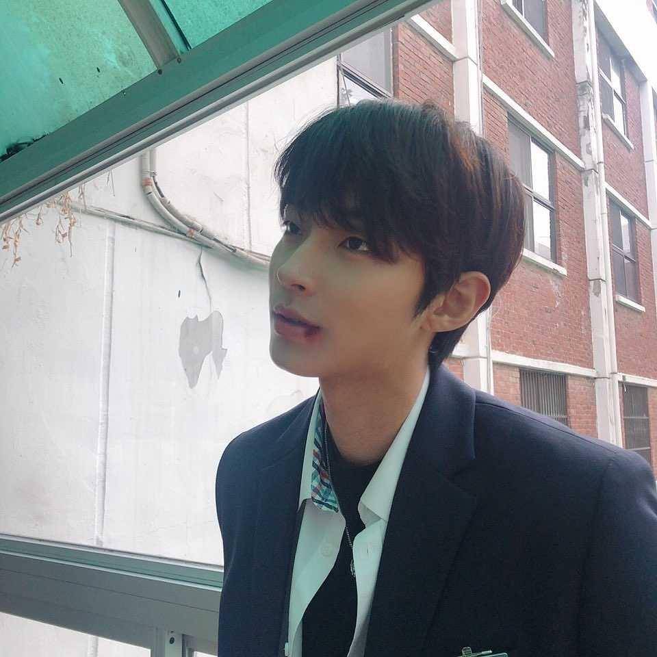 instagram.com/keyeastofficial