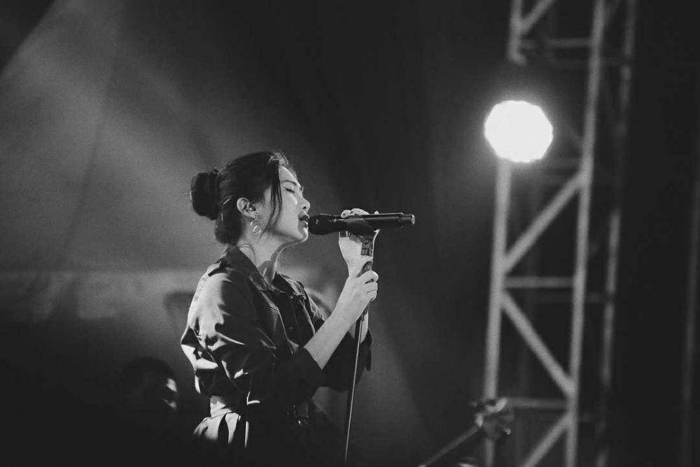 instagram.com/isyanasarasvati