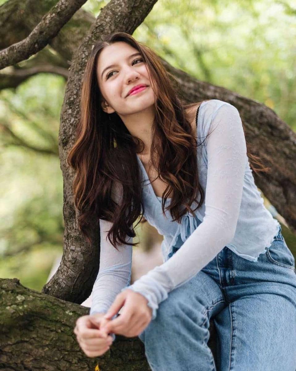 Instagram.com/cassandraslee