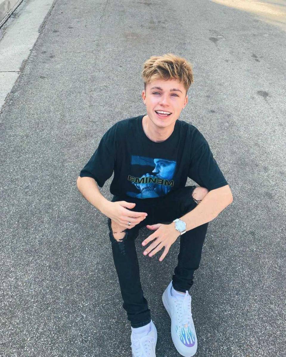 Instagram.com/hrvy
