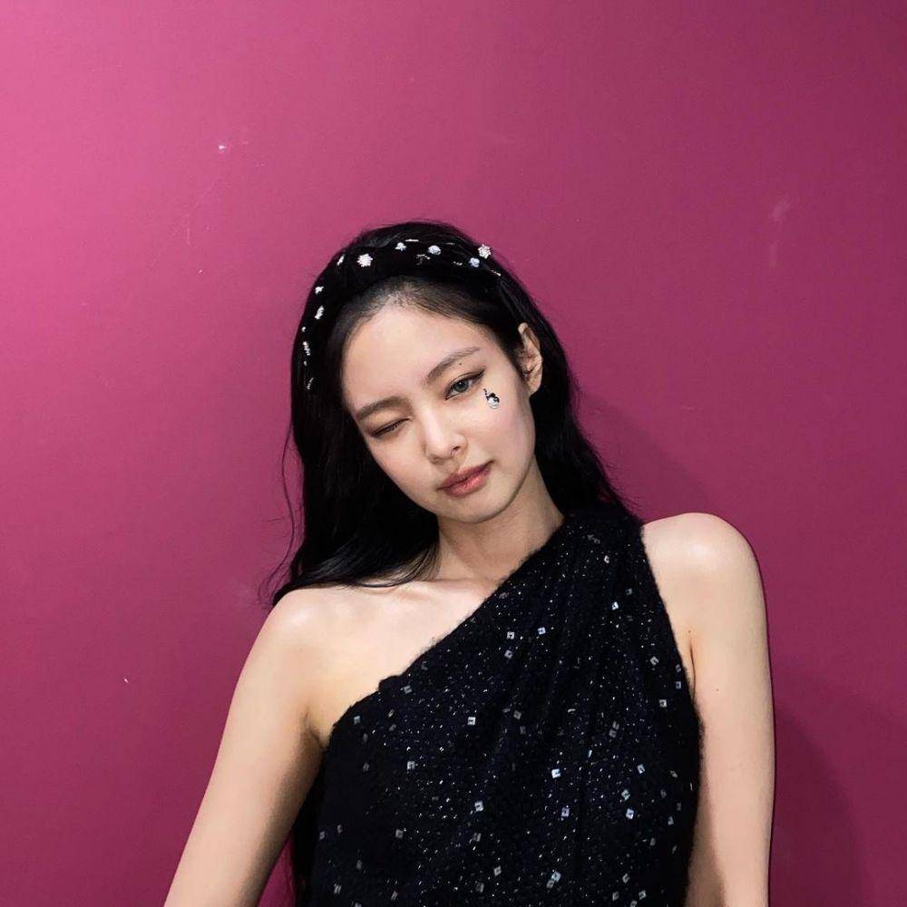 Instagram.com/jennierubyjane