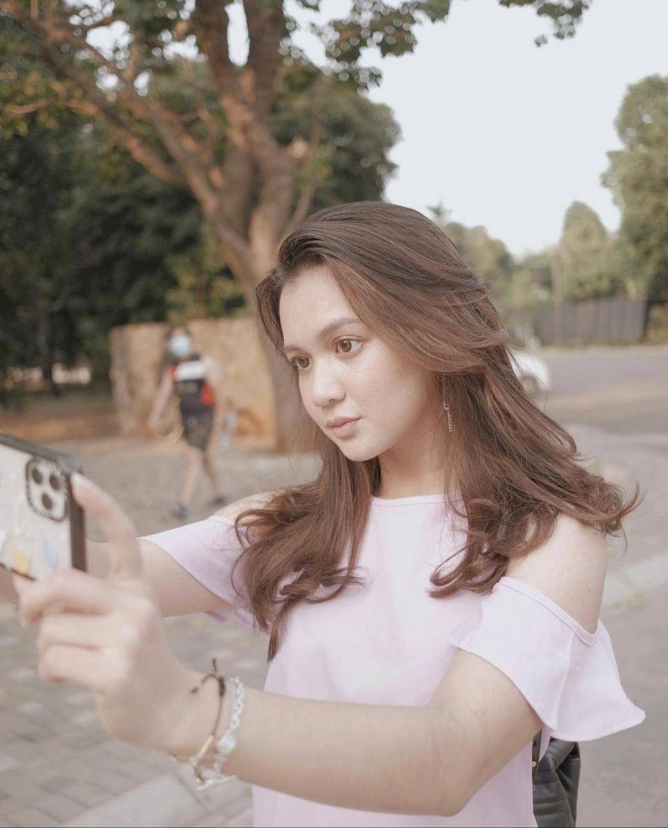 Instagram.com/deaaannisa