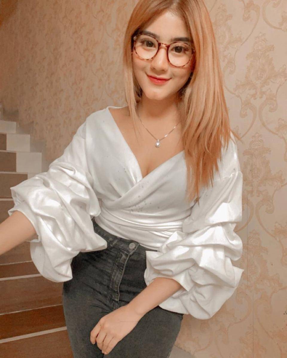 instagram.com/gheayoubi
