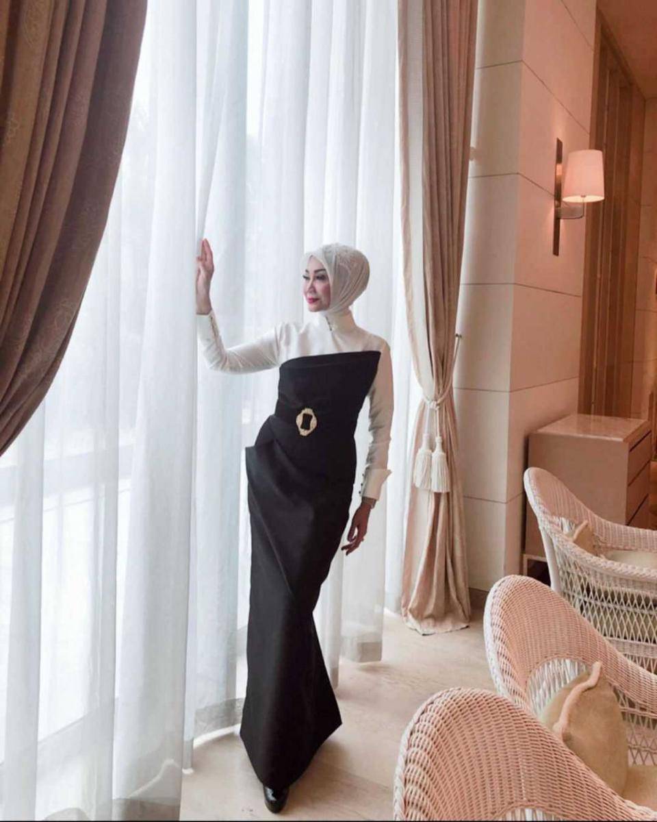Outfit Okky Asokawati (instagram.com/okkyasokawati)