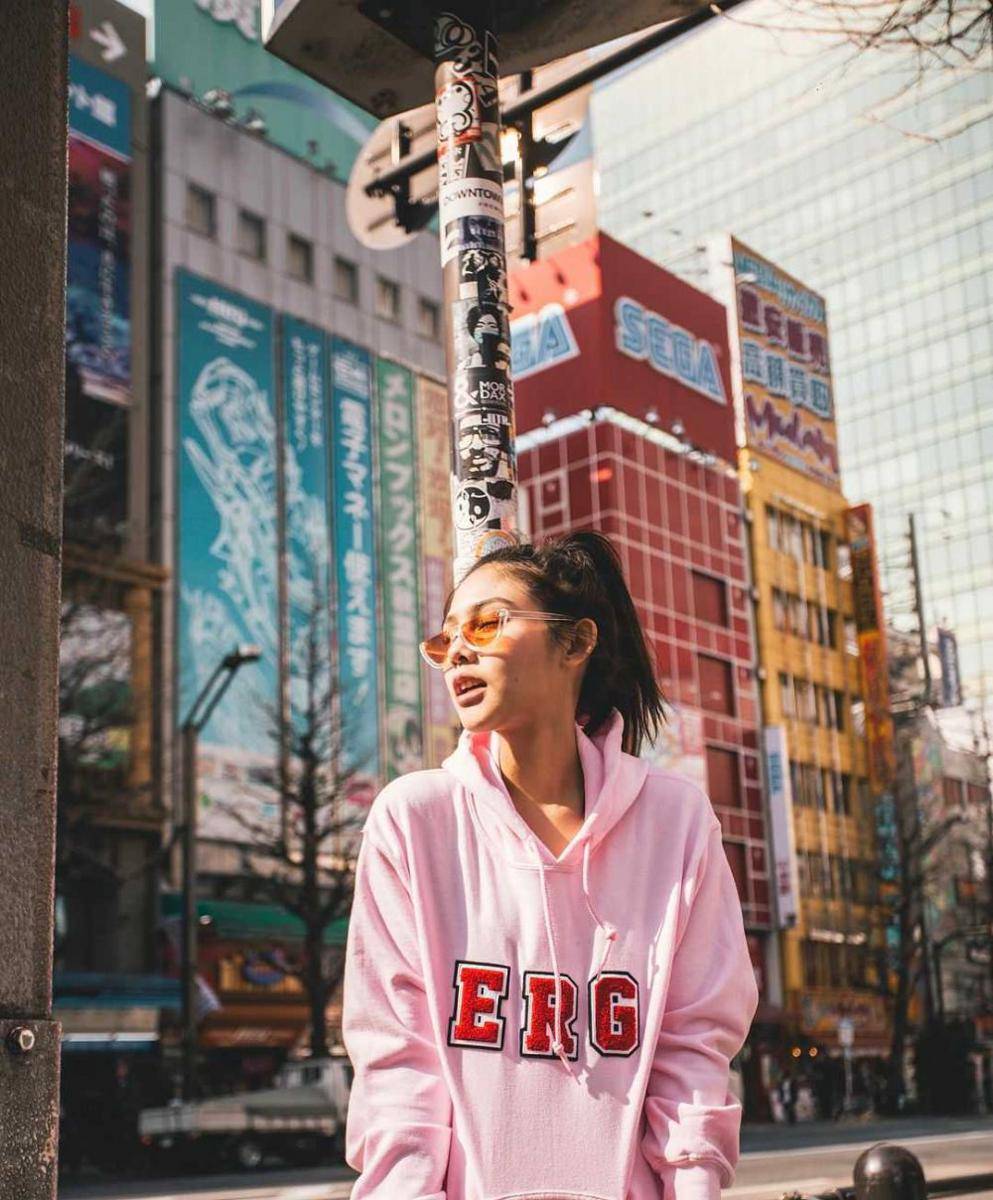 instagram.com/vaneshaass