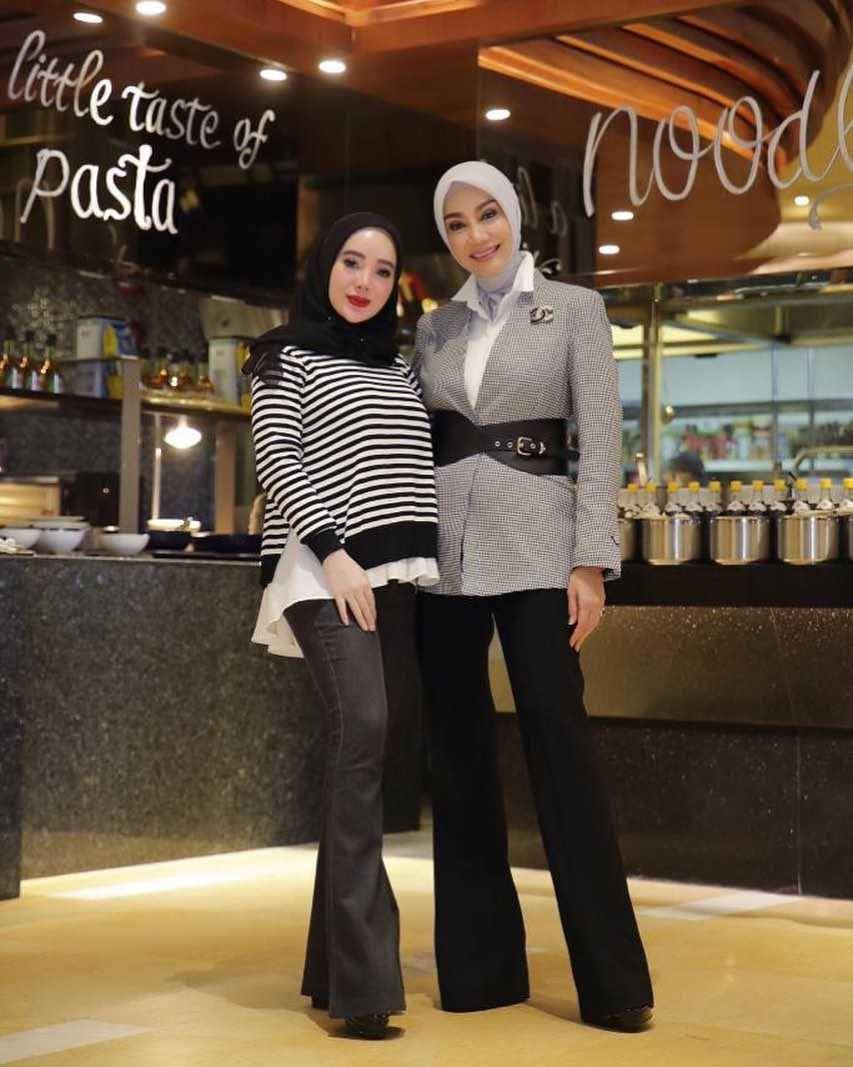Outfit Okky Asokawati (instagram.com/okkyasokawati)
