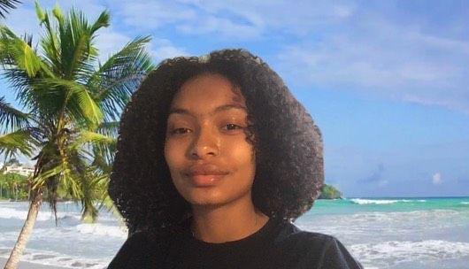 9 Fakta Menarik Yara Shahidi, Aktris yang Terpilih Perankan Tinkerbell
