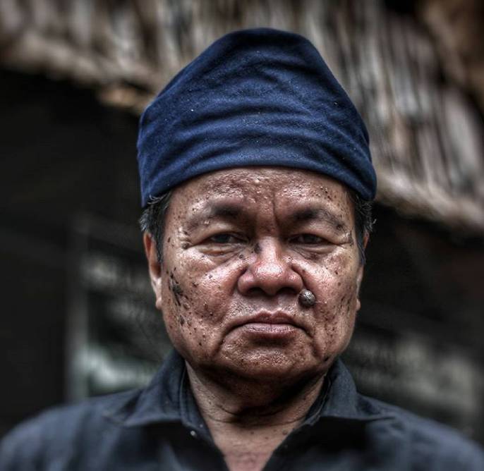 Suku Tana Toa Kajang identik dengan pakaian serba hitam. Instagram