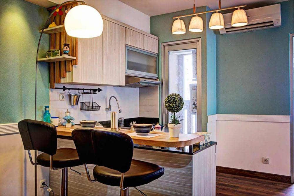 Lampu dapur Green Bay 3 di Jakarta karya Total Renov. // via Arsitag.com