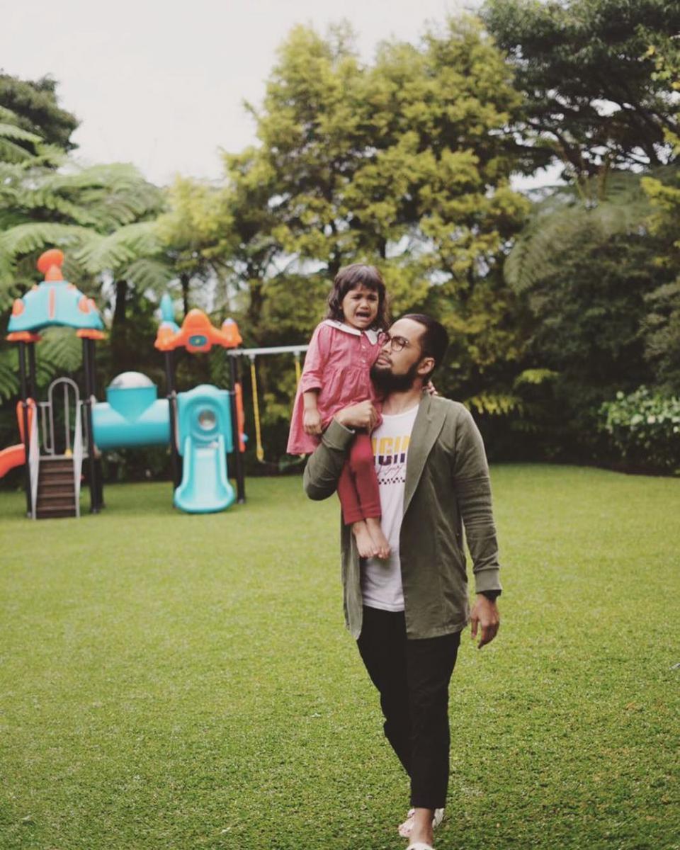 Instagram.com/teukuwisnu