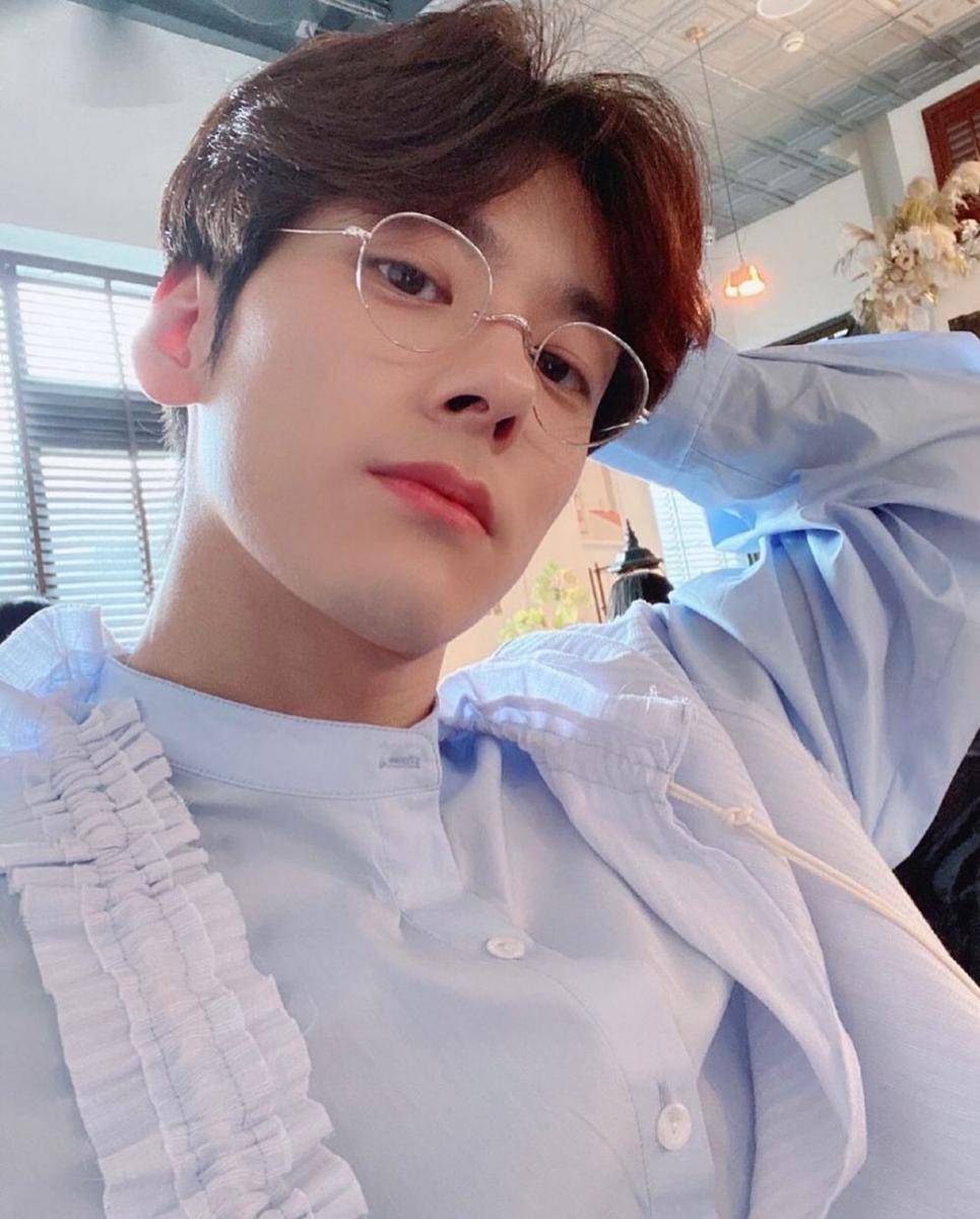 instagram.com/iam_miles_wei