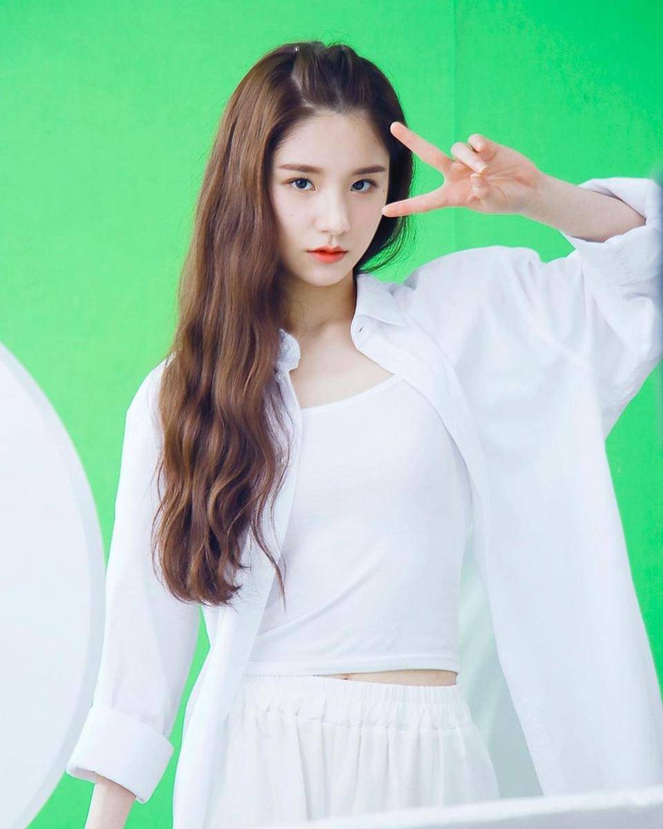 instagram.com/itsjeonheejin