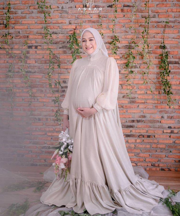 Askar via Instagram.com/ninazatulini22