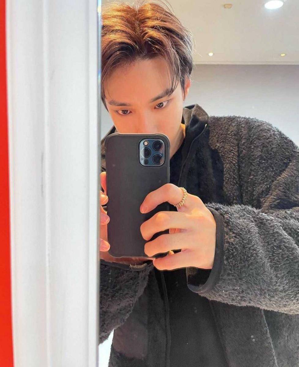Instagram.com/luruszen_nct