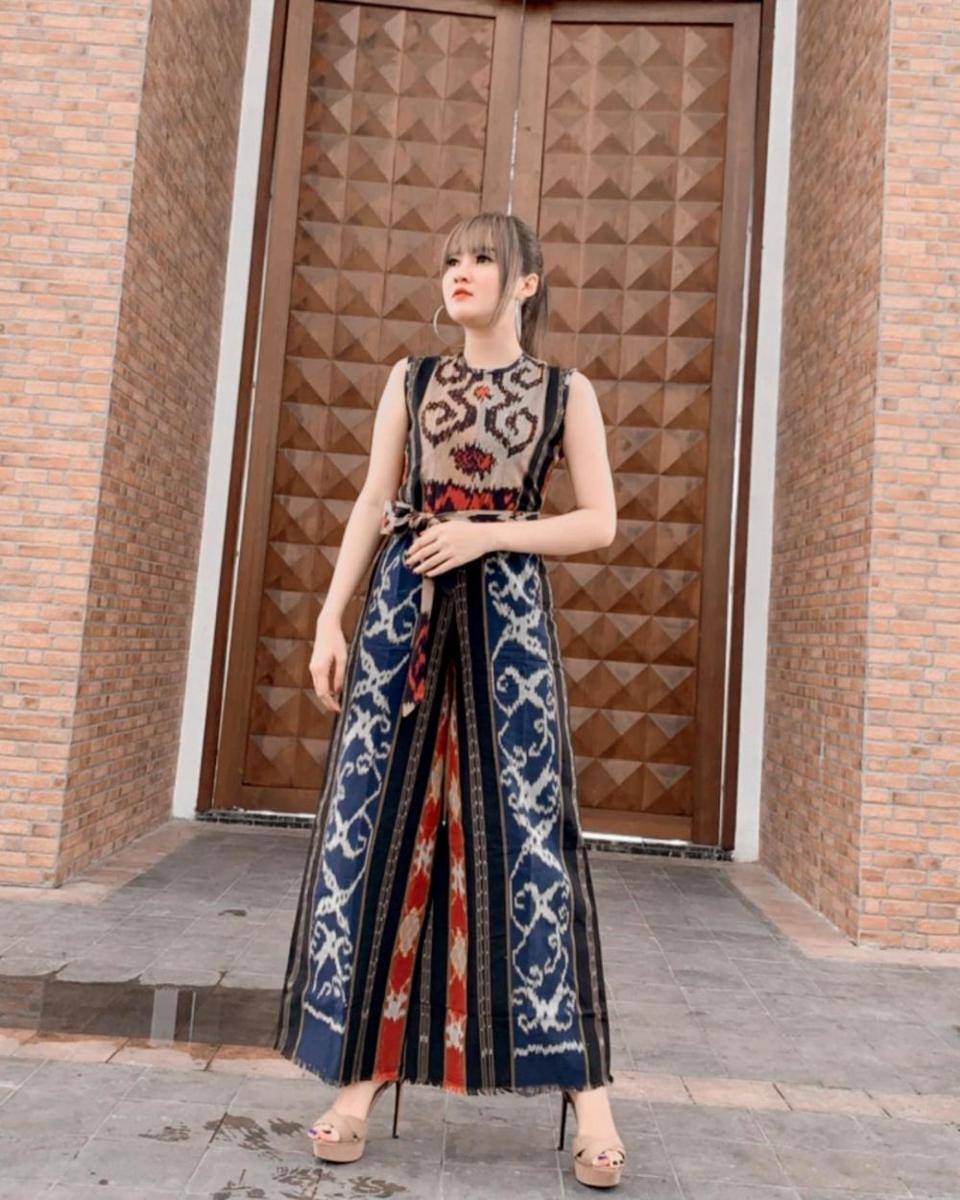 Instagram.com/nellakharisma