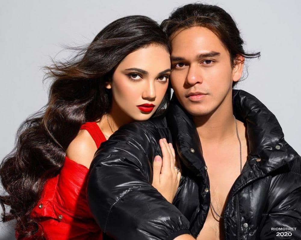 10 Gaya Pemotretan Haico Van Der Veken dan Azof, Bak Prewedding!