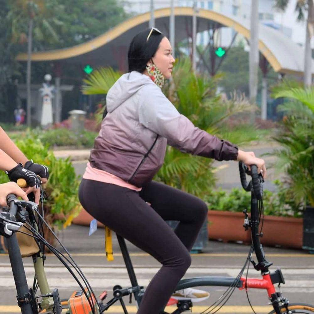 instagram.com/aurakasih