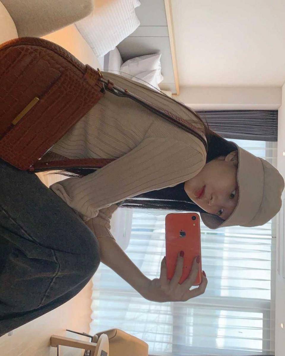 Instagram.com/allbyhana