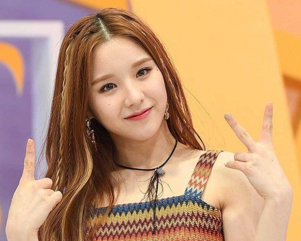 instagram.com/heejin_theworld