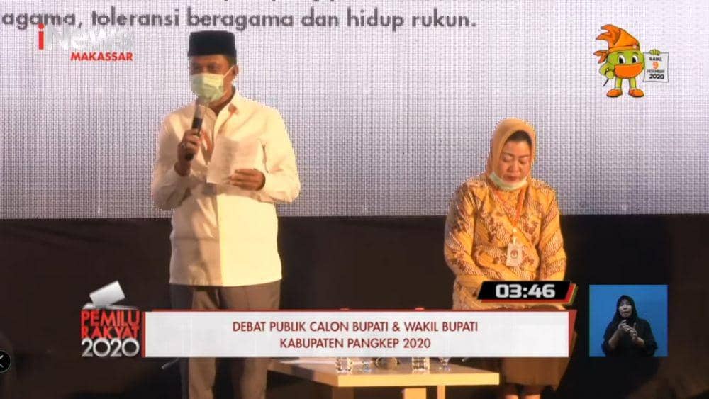 Paslon Bupati Pangkep nomor urut 3 Andi Ilham-Rismayani saat debat publik di Hotel Gammara Makassar, Minggu (1/11/2020). Tangkapan layar